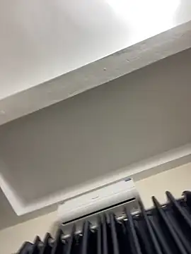 Louis Baby online show from March 3, 2025, 4:26 pm