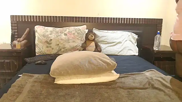 sexybigasss online show from October 28, 2025, 4:57 am