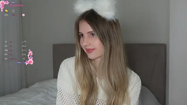 Snapshot of Fluffy-Angel chatting on February 15, 2026, 4:17 pm Fluffy-Angel online show from February 15, 2026, 4:17 pm