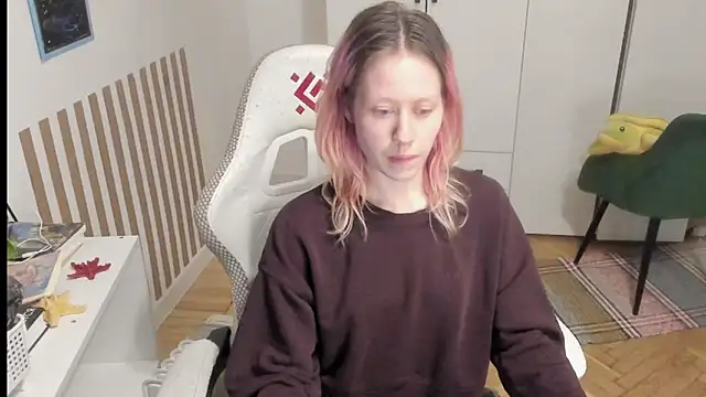 Silly  Milly online show from June 3, 2026, 1:28 am