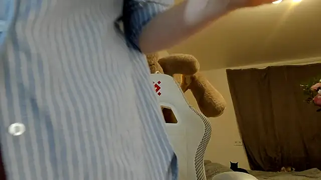 Silly  Milly online show from March 8, 2025, 11:07 pm