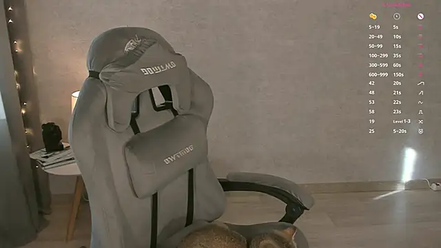 MiroslavaLime online show from September 28, 2025, 5:47 am