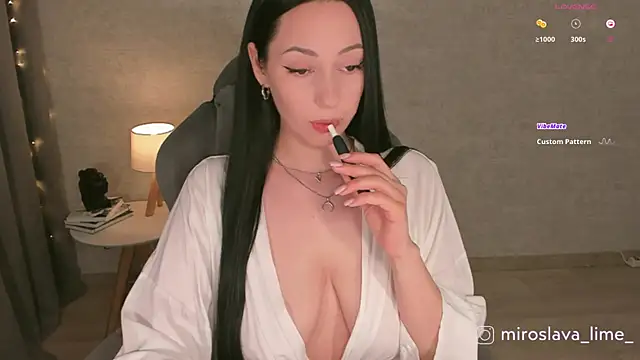 MiroslavaLime online show from October 6, 2025, 5:30 am