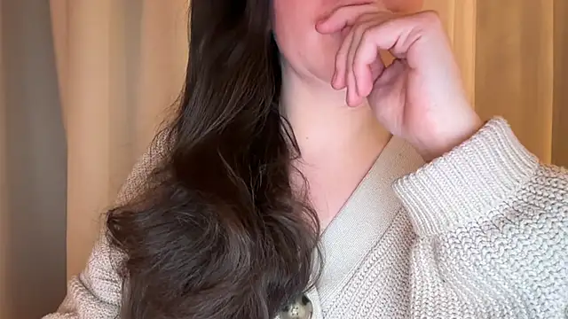 Sandysecret online show from December 4, 2025, 9:47 pm