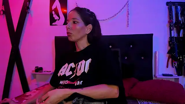 Little Naughtty online show from June 29, 2026, 2:17 pm