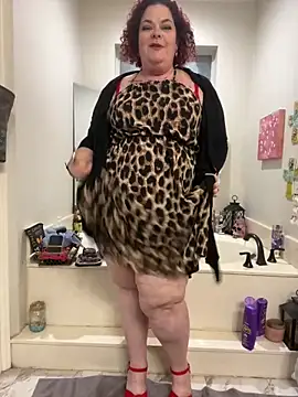 MsStrawbooty online show from December 18, 2024, 1:48 am