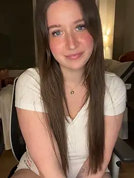 nerdynina online show from March 6, 2026, 1:33 am