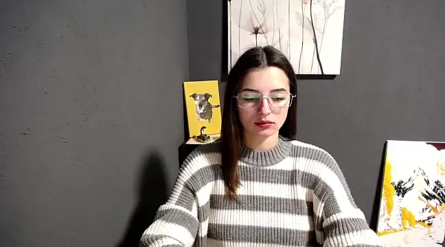 lady olivia  online show from February 25, 2025, 2:15 pm