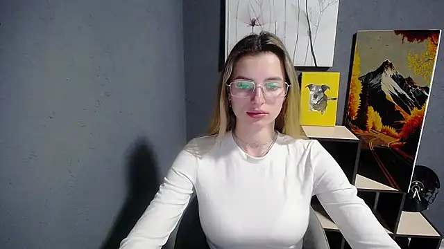Snapshot of lady_olivia_ chatting on June 17, 2026, 12:26 pm lady olivia online show from June 17, 2026, 12:26 pm