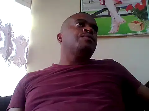 Snapshot of lui_cuuty chatting on September 10, 2025, 12:48 pm lui cuuty online show from September 10, 2025, 12:48 pm