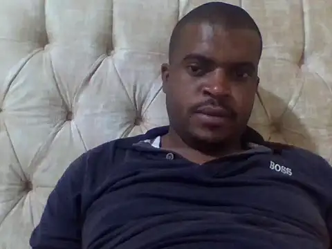 Snapshot of lui_cuuty chatting on November 9, 2025, 3:05 pm lui cuuty online show from November 9, 2025, 3:05 pm