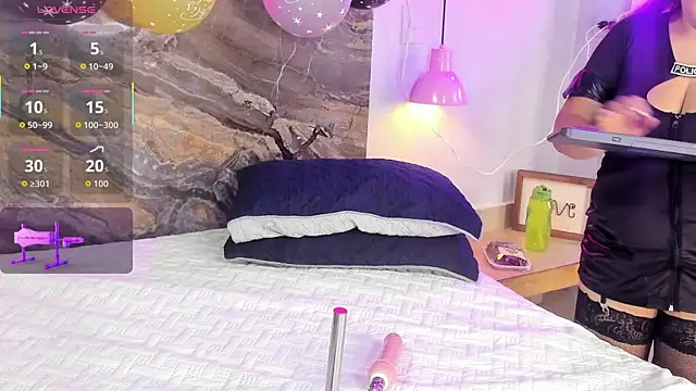 Alisson zambrano online show from October 18, 2025, 8:00 pm