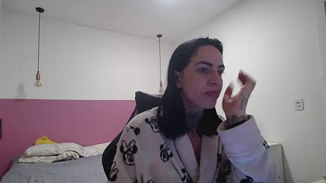 YasmimBrasil online show from June 16, 2026, 6:57 am