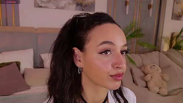 Lolly Neal online show from March 15, 2026, 3:41 pm