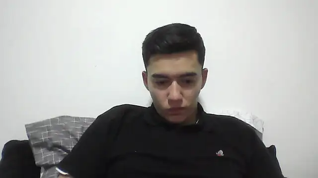 Estebitan vm online show from November 20, 2025, 4:24 am