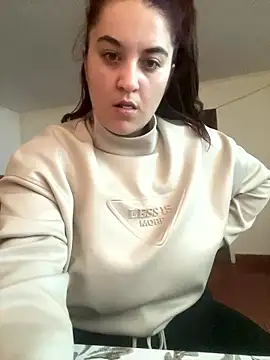 Snapshot of yzabell18 chatting on January 9, 2026, 1:07 pm yzabell18 online show from January 9, 2026, 1:07 pm