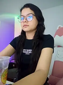 azumiichan online show from October 23, 2025, 12:09 am