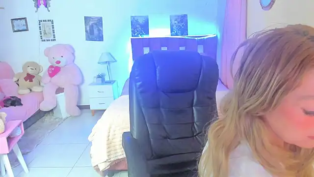 arisha katy1 online show from October 17, 2025, 10:11 pm