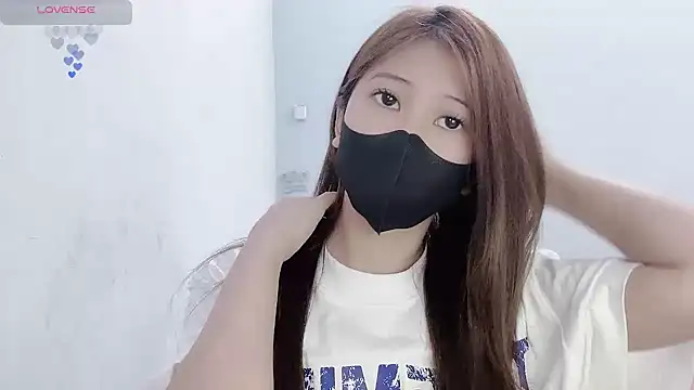 tanhxiu online show from March 14, 2026, 12:55 pm