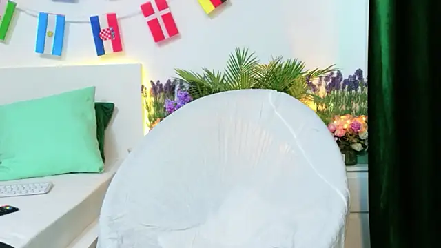 zoey marie online show from July 5, 2026, 12:45 pm