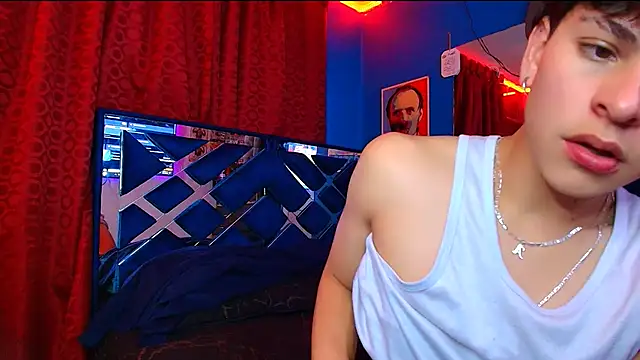 Luke Howland online show from October 3, 2025, 11:39 pm