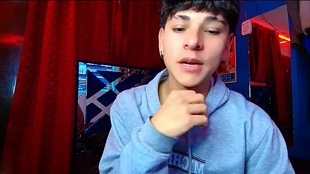 Luke Howland online show from September 23, 2025, 10:06 pm