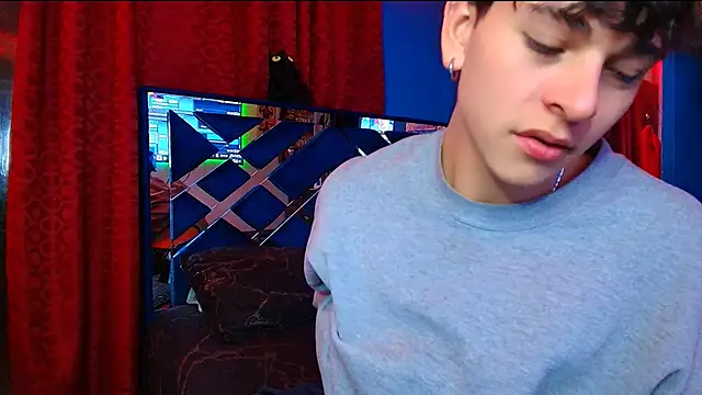 Luke Howland online show from October 15, 2025, 11:57 pm