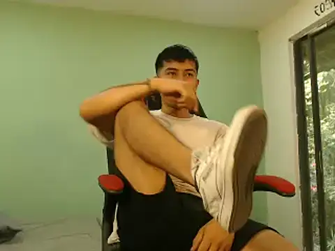 danielitopapuu online show from December 5, 2025, 2:04 pm