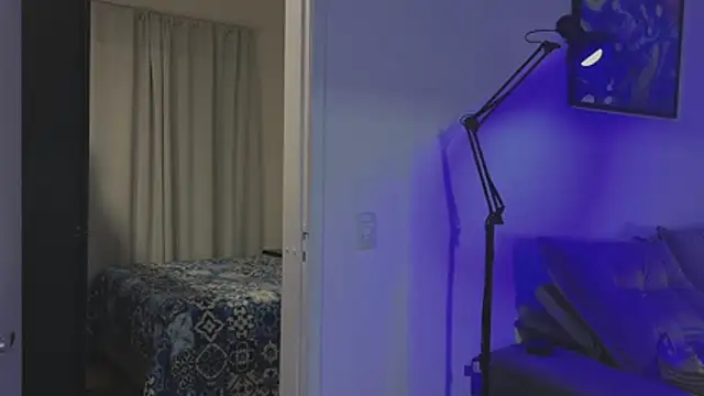 Snapshot of sexxxsutra chatting on October 23, 2025, 11:14 pm sexxxsutra online show from October 23, 2025, 11:14 pm