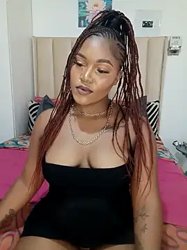 charmainexxx online show from April 11, 2026, 1:15 pm