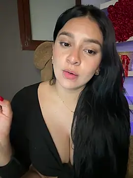 Snapshot of sarasoto_1 chatting on February 16, 2025, 8:22 pm sarasoto 1 online show from February 16, 2025, 8:22 pm