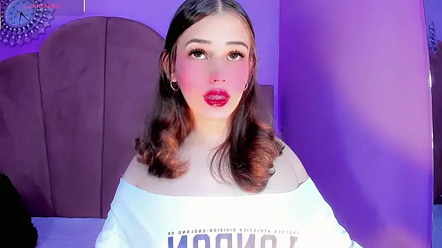 ValeriaAguilar online show from February 26, 2026, 9:37 pm