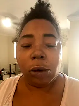 Snapshot of JCCaramelbarbie1 chatting on October 20, 2025, 4:18 pm JCCaramelbarbie1 online show from October 20, 2025, 4:18 pm