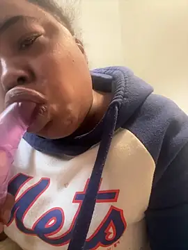 Snapshot of JCCaramelbarbie1 chatting on January 19, 2026, 3:27 pm JCCaramelbarbie1 online show from January 19, 2026, 3:27 pm