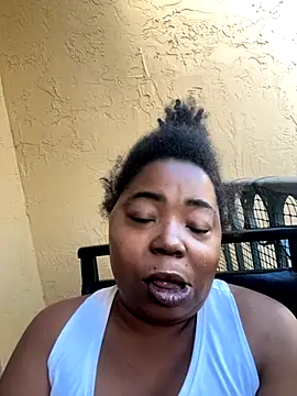 Snapshot of JCCaramelbarbie1 chatting on October 24, 2025, 12:15 pm JCCaramelbarbie1 online show from October 24, 2025, 12:15 pm