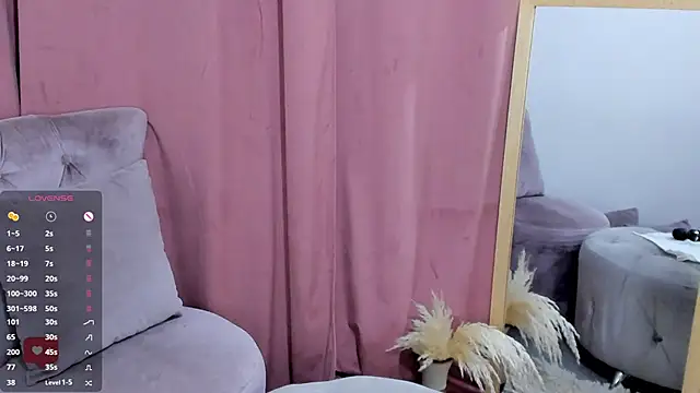  AllisonSweet  online show from October 14, 2025, 12:11 am