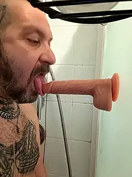 Snapshot of teddy79good chatting on December 20, 2025, 1:03 pm teddy79good online show from December 20, 2025, 1:03 pm