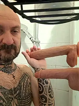 Snapshot of teddy79good chatting on December 15, 2025, 4:46 pm teddy79good online show from December 15, 2025, 4:46 pm