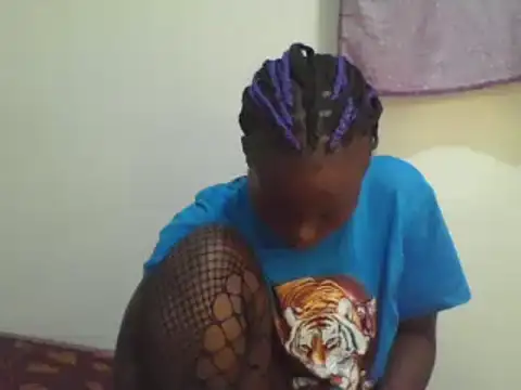 ebony curvedass online show from November 15, 2025, 4:11 pm