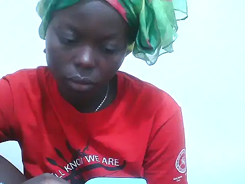 ebony curvedass online show from April 24, 2026, 7:10 am
