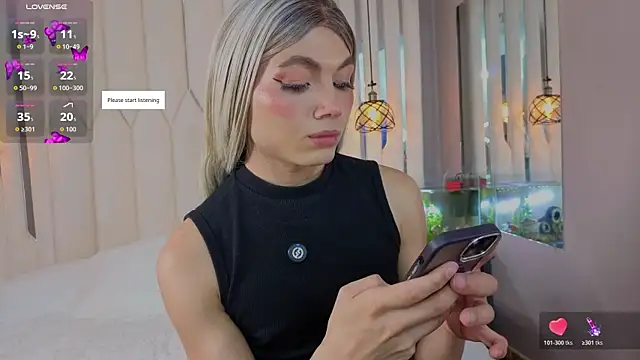 Megan Do Santos online show from May 12, 2026, 8:37 pm