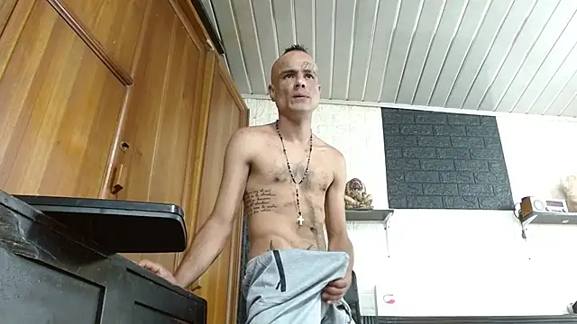 GeorgeZarrate online show from September 24, 2025, 8:48 pm