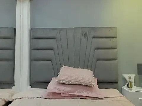 angel adamx online show from October 27, 2025, 3:29 am