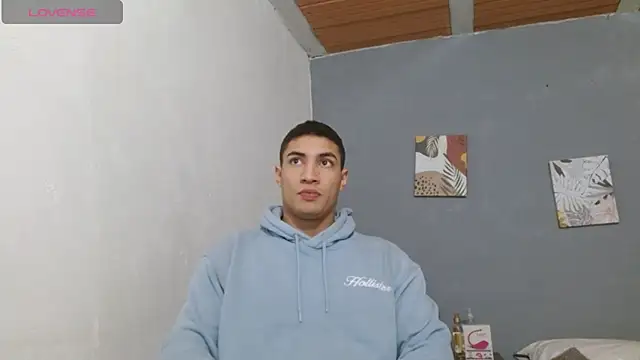 angel adamx online show from November 17, 2025, 8:40 am