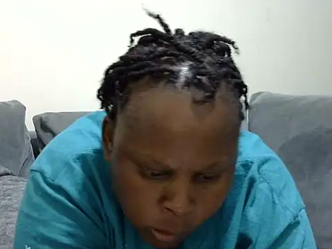 Pretty lilly02 online show from August 6, 2026, 4:02 pm