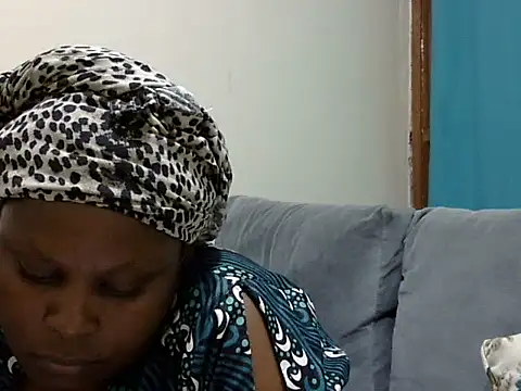 Pretty lilly02 online show from August 1, 2026, 7:12 pm