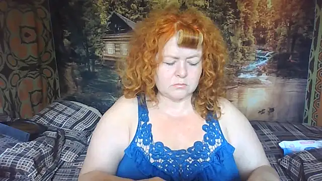 Snapshot of RoseRed69 chatting on July 29, 2026, 3:28 am RoseRed69 online show from July 29, 2026, 3:28 am