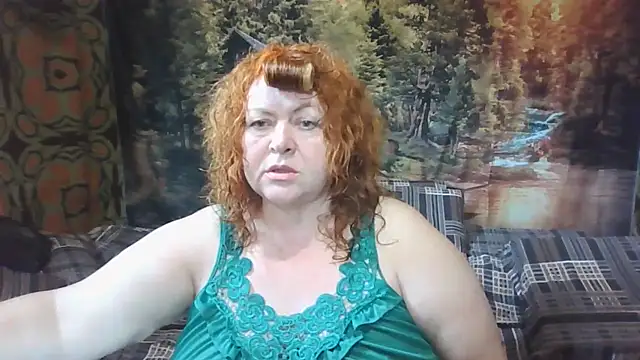 Snapshot of RoseRed69 chatting on July 31, 2026, 2:44 am RoseRed69 online show from July 31, 2026, 2:44 am