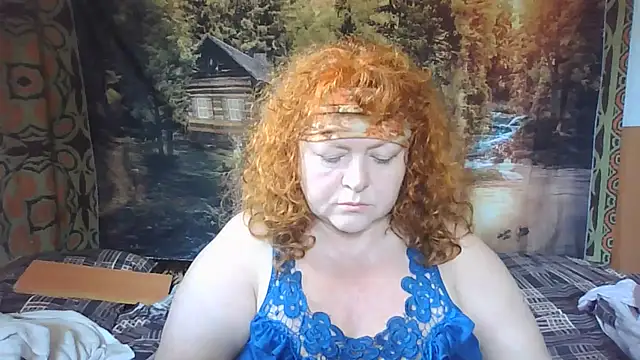Snapshot of RoseRed69 chatting on July 24, 2026, 4:19 am RoseRed69 online show from July 24, 2026, 4:19 am
