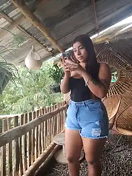 caro sweett online show from November 29, 2025, 9:04 pm